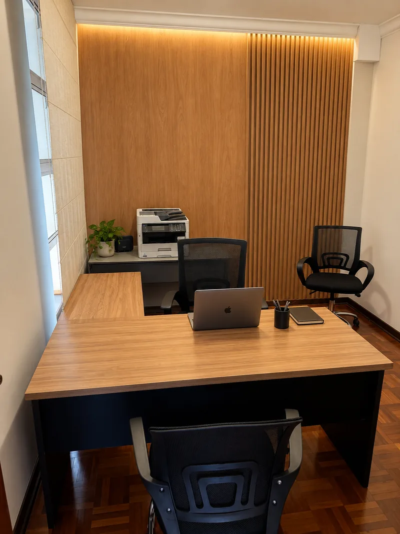 Sala de atendimento da sede da Acosta Advogados em Tatuí